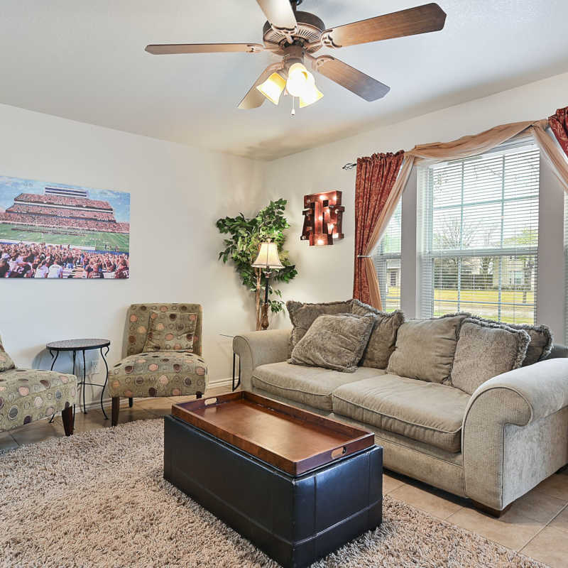 2 Story Duplex Living Area